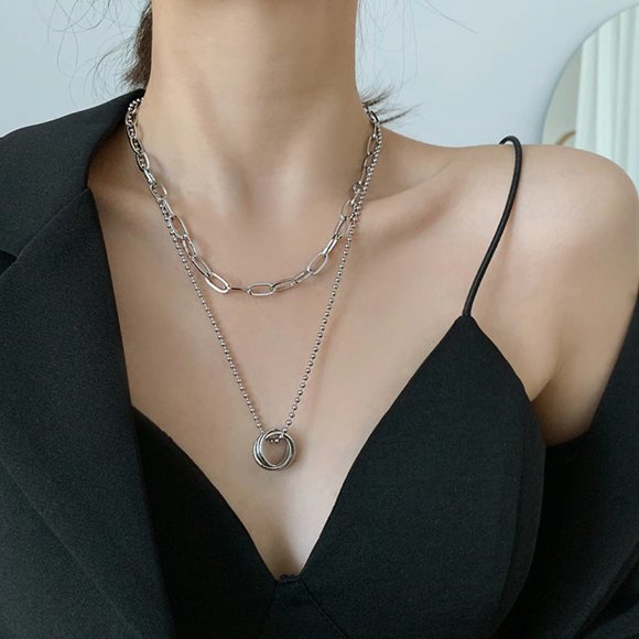 Jewelry - NEW Silver Simple Double Layer Circle Necklace